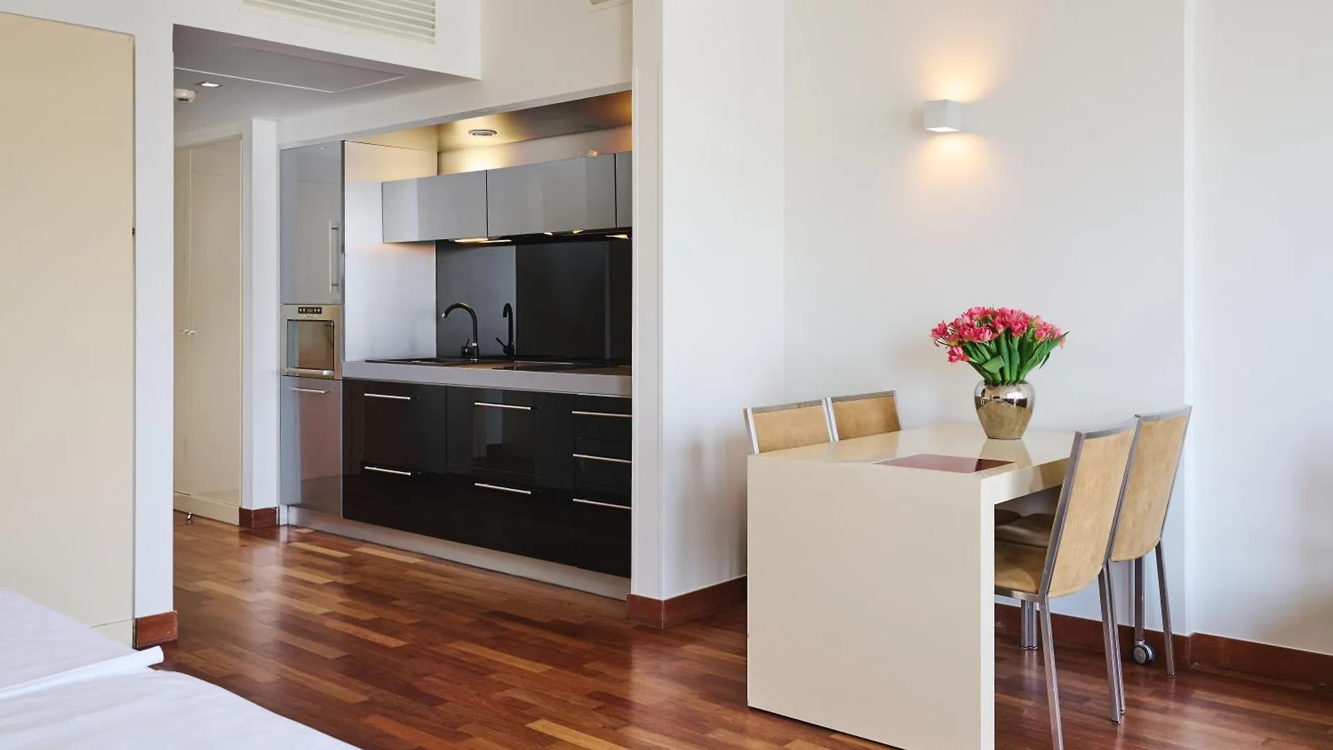 Mamaison Residence Diana Warsaw 4*,  Poland