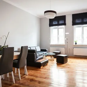 Apartment Czar Garbar