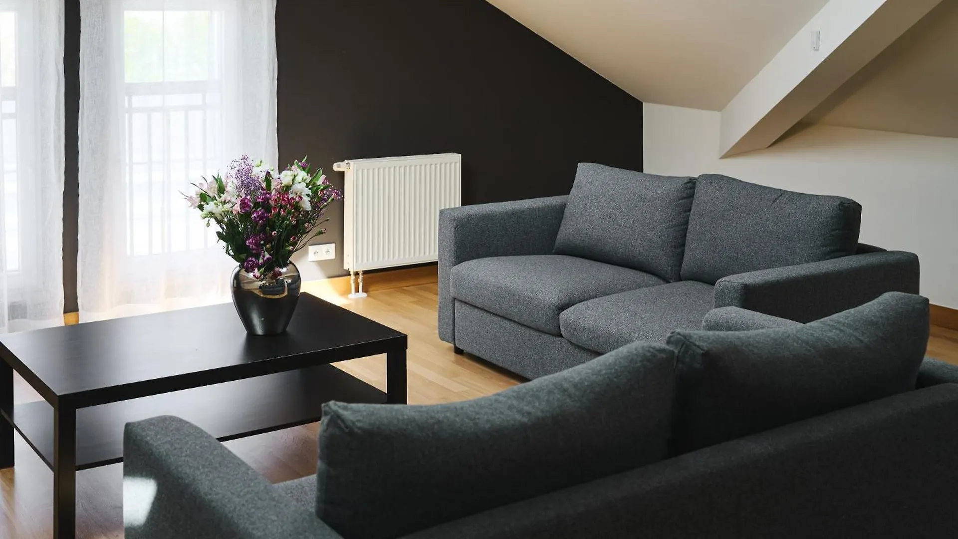 **** Aparthotel Mamaison Residence Diana Warschau Polen